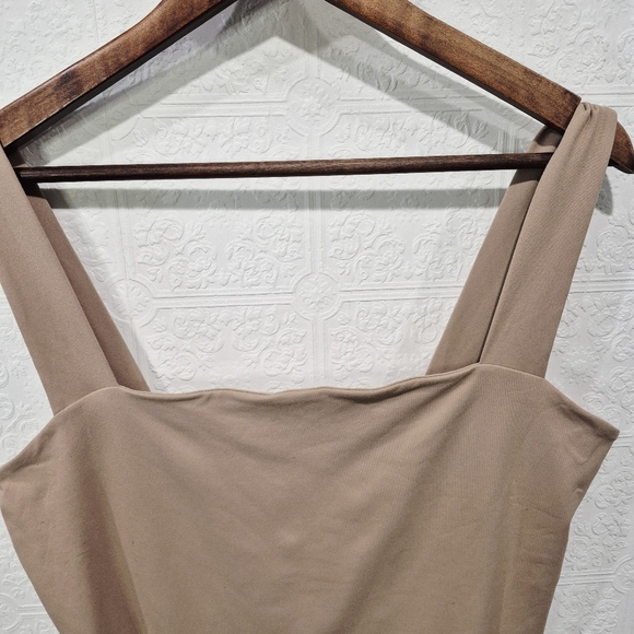 Abercrombie & Fitch Soft A&F Tan Square Neck Seamless Bodysuit Size XL - Picture 2 of 9